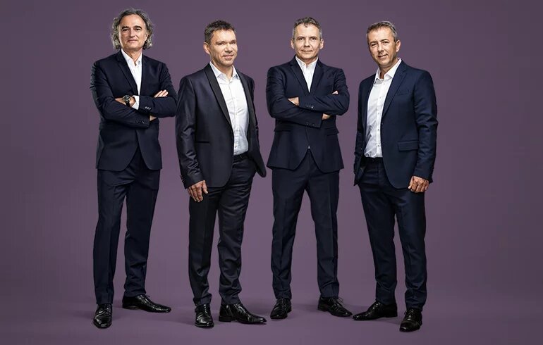 Ismerje meg plasztikai sebészeinket!