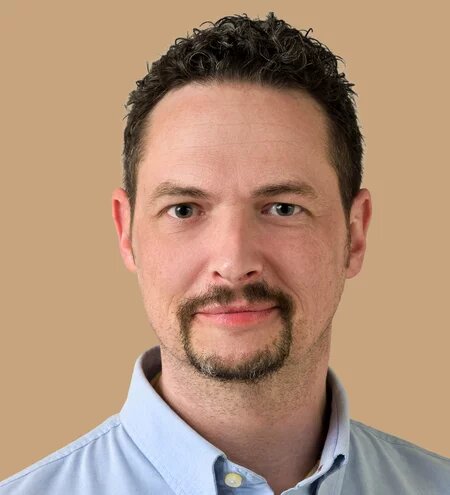 Dr. Götz Dávid