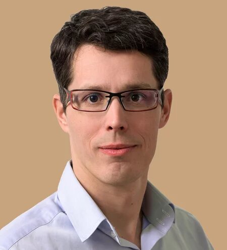 Dr. Gulyás Károly