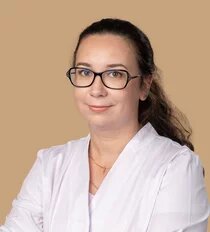 Dr. Papp Éva